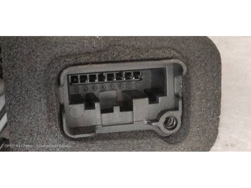 Recambio de motor cierre centralizado delantero izquierdo para seat leon (kl1) style referencia OEM IAM 5TB837015C  