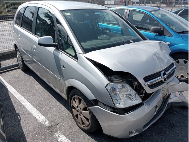 opel meriva del año 2004