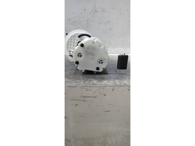 Recambio de bomba combustible para hyundai i30 (pd) essence referencia OEM IAM 31110G4100 1000G44319 