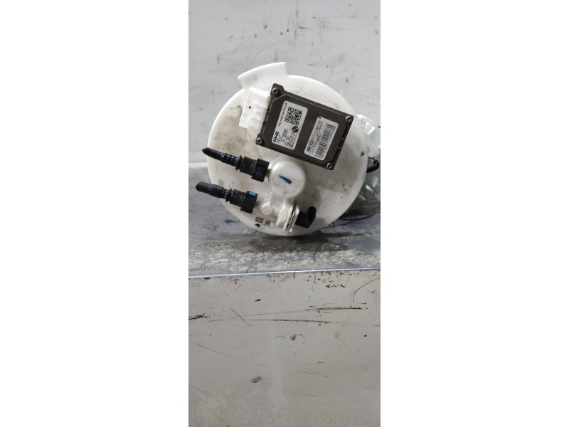 Recambio de bomba combustible para hyundai i30 (pd) essence referencia OEM IAM 31110G4100 1000G44319 