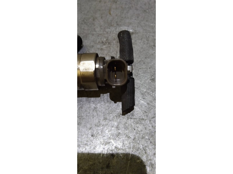 Recambio de inyector para opel zafira (c) referencia OEM IAM 55570012  