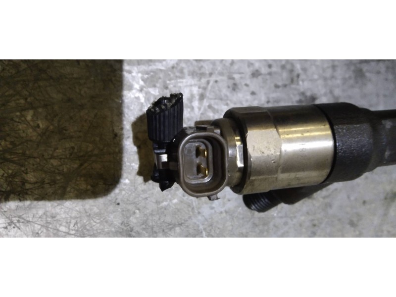 Recambio de inyector para opel zafira (c) referencia OEM IAM 55570012  