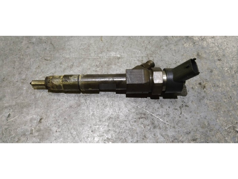 Recambio de inyector para mitsubishi carisma berlina 5 (da0) 1900 di-d elegance referencia OEM IAM 0445110021 7700111014 