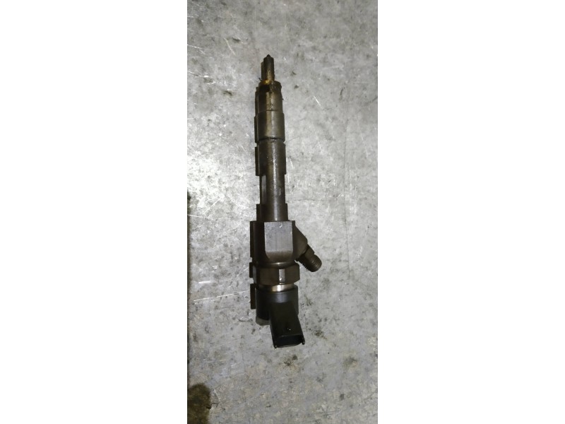 Recambio de inyector para mitsubishi carisma berlina 5 (da0) 1900 di-d elegance referencia OEM IAM 0445110021 7700111014 