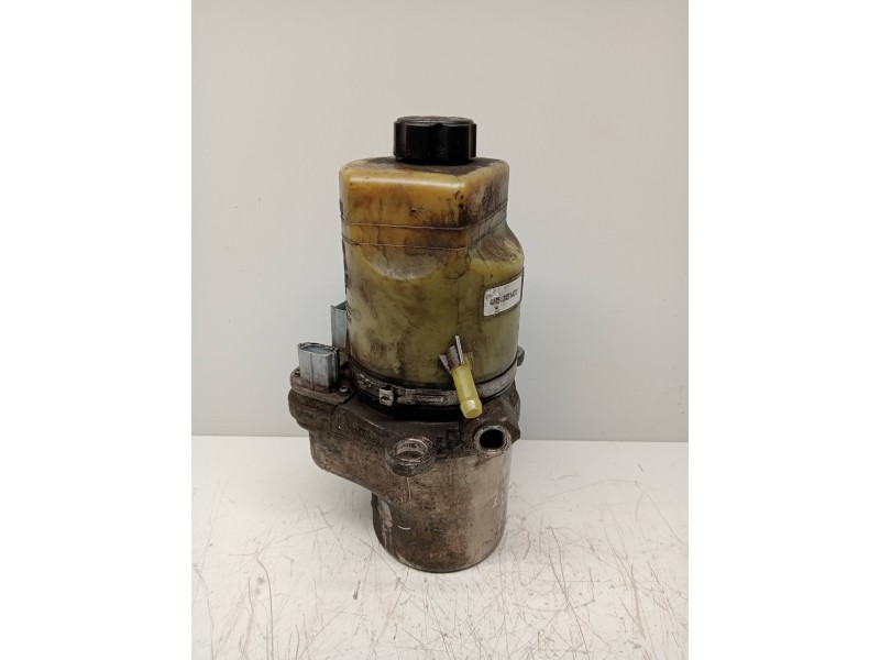 Recambio de bomba direccion para ford focus lim. (cb4) trend referencia OEM IAM 4M513K514CA  