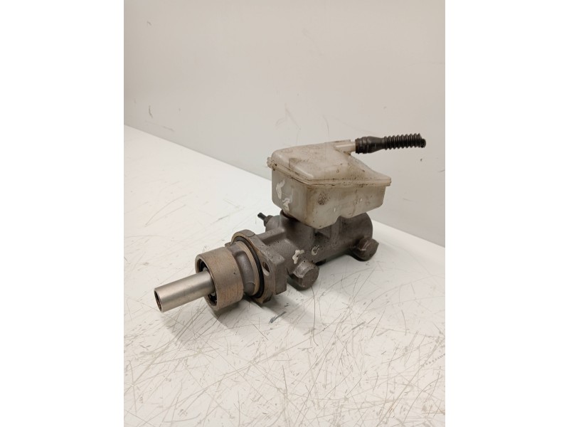 Recambio de bomba freno para citroen xsara picasso 2.0 hdi referencia OEM IAM 221710  