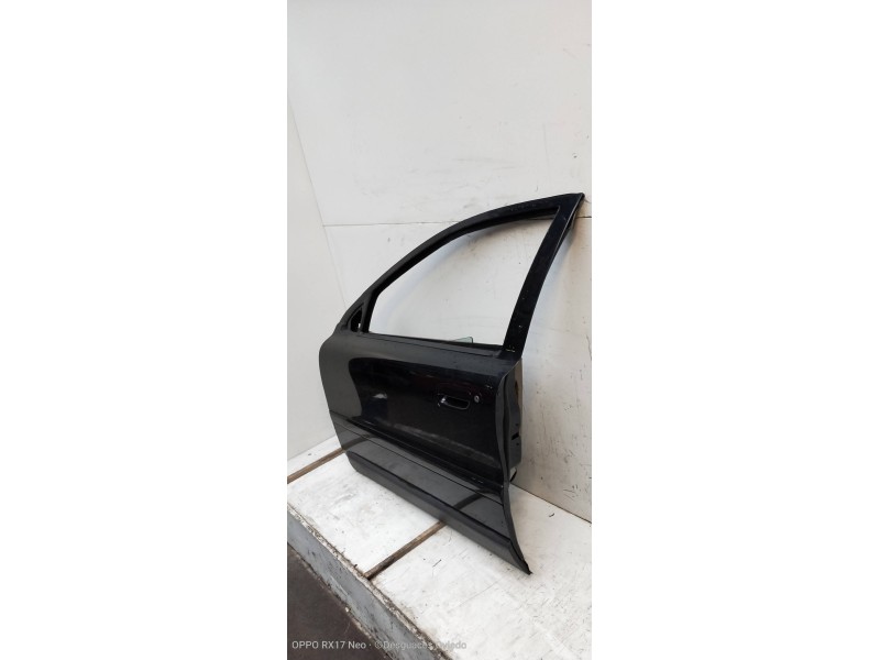 Recambio de puerta delantera izquierda para volvo v70 familiar 2.4 d referencia OEM IAM   