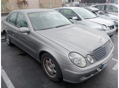 mercedes clase e (w211) berlina del año 2004
