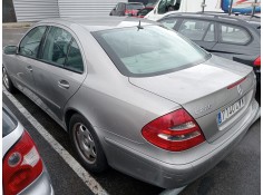 mercedes clase e (w211) berlina del año 2004 2