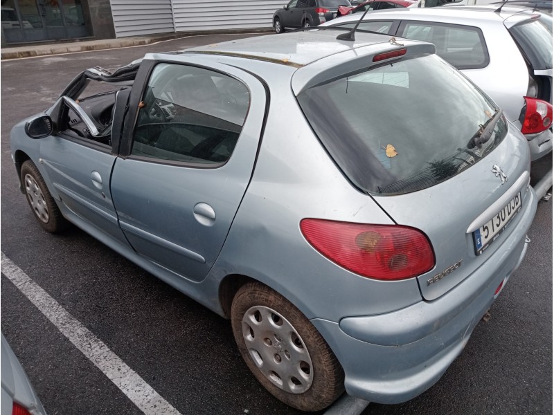 peugeot 206 berlina del año 2005