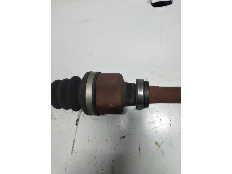 Recambio de transmision delantera derecha para citroen c4 berlina collection referencia OEM IAM 9636786880  