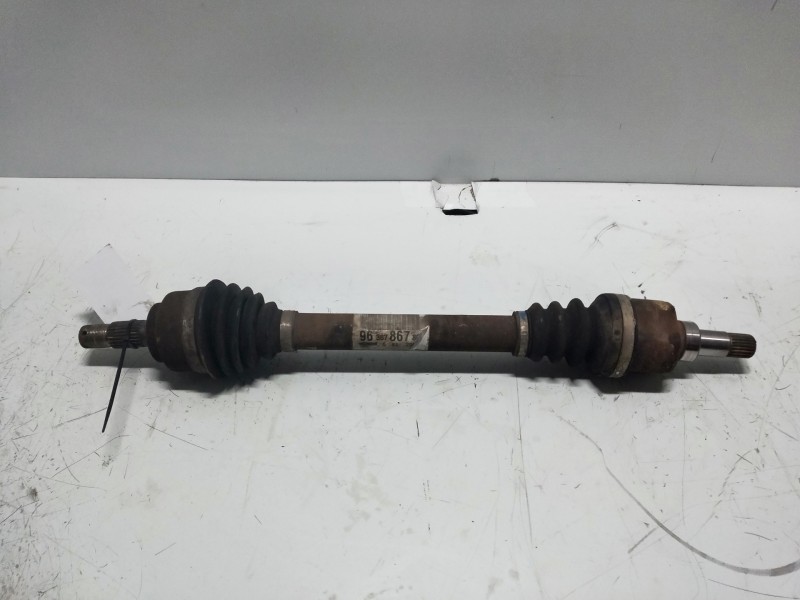 Recambio de transmision delantera izquierda para citroen c4 berlina collection referencia OEM IAM 9636786780  