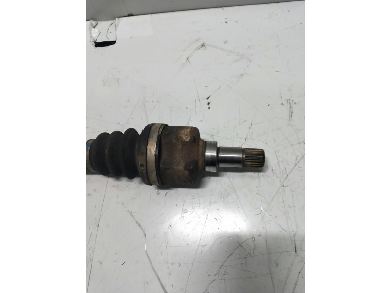 Recambio de transmision delantera izquierda para citroen c4 berlina collection referencia OEM IAM 9636786780  