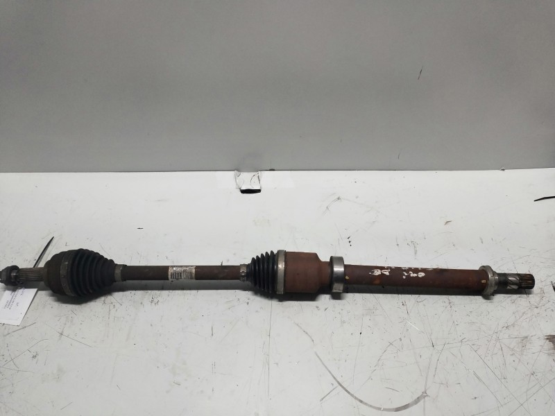 Recambio de transmision delantera derecha para renault clio iv limited referencia OEM IAM 391009101B  