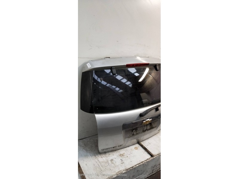 Recambio de porton trasero para chevrolet captiva 2.0 vcdi ls referencia OEM IAM   