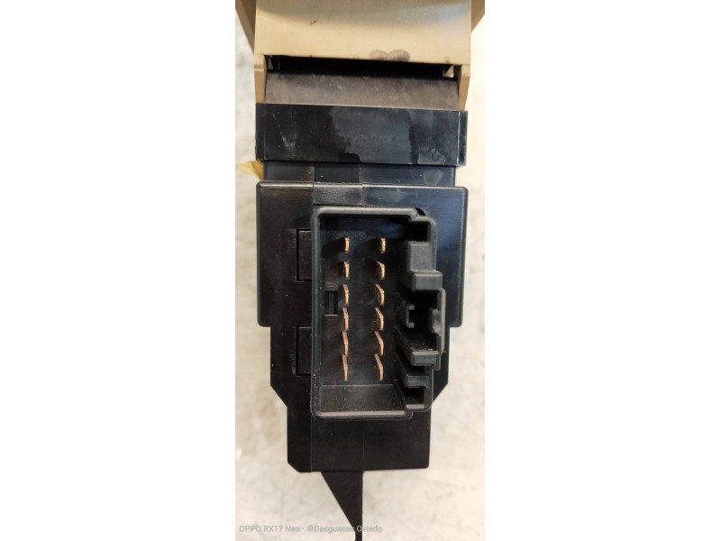 Recambio de mando elevalunas delantero izquierdo para volvo v70 familiar 2.4 d referencia OEM IAM 30658146  