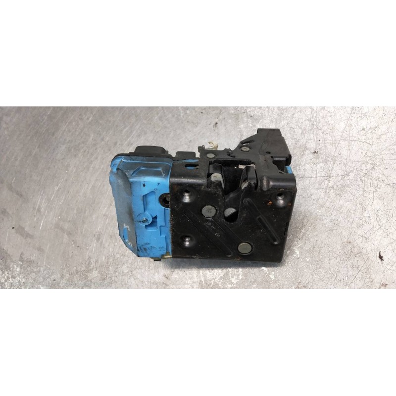 Recambio de motor cierre centralizado delantero izquierdo para volvo v70 familiar 2.4 d referencia OEM IAM 30634614  