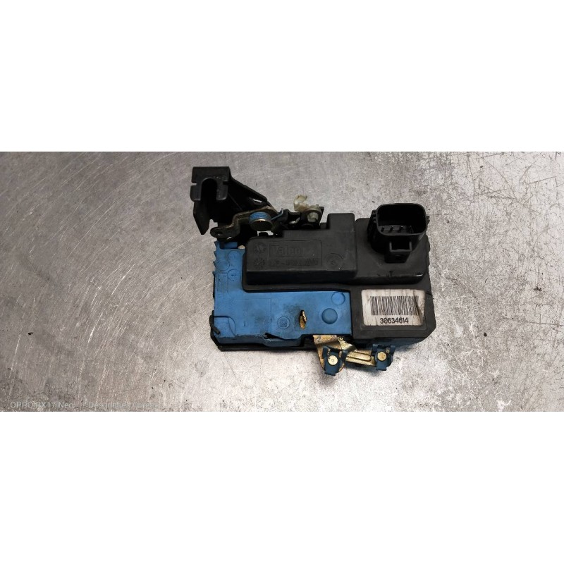 Recambio de motor cierre centralizado delantero izquierdo para volvo v70 familiar 2.4 d referencia OEM IAM 30634614  