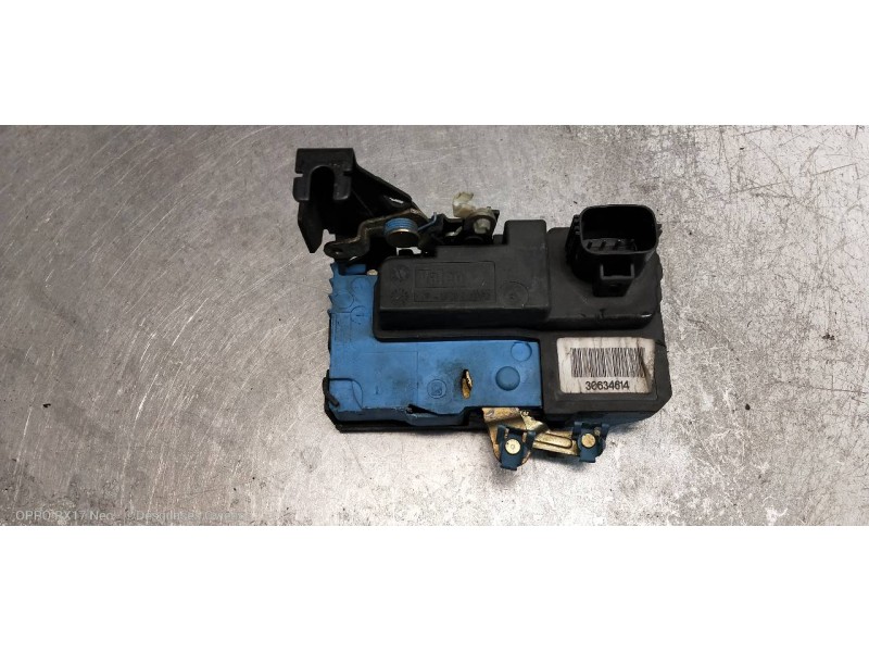 Recambio de motor cierre centralizado delantero izquierdo para volvo v70 familiar 2.4 d referencia OEM IAM 30634614  