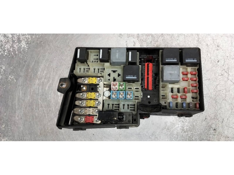 Recambio de caja reles / fusibles para ford focus lim. (cb4) titanium referencia OEM IAM 8M5T14K733KHB 3M5T14A067BC 518804109 