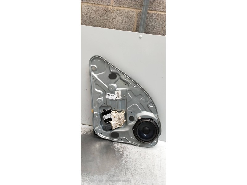 Recambio de elevalunas trasero derecho para ford focus lim. (cb4) titanium referencia OEM IAM 7M5T14D216LA 7M5T14B534CC 5WK11598