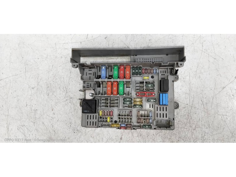 Recambio de caja reles / fusibles para bmw serie 3 berlina (e90) 320d referencia OEM IAM 690660703 93020401 