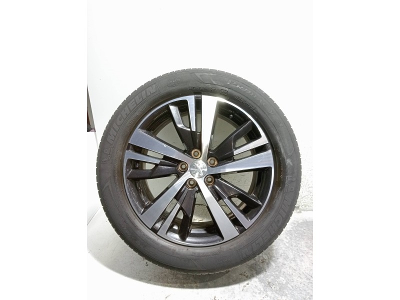 Recambio de juego llantas para peugeot 3008 gt line referencia OEM IAM  CUBIERTAS 225/55/18