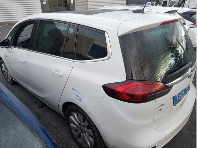 opel zafira (c) del año 2019