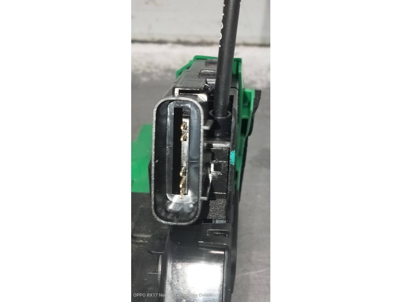 Recambio de motor cierre centralizado delantero derecho para hyundai i30 (pd) essence referencia OEM IAM 81320G3050  