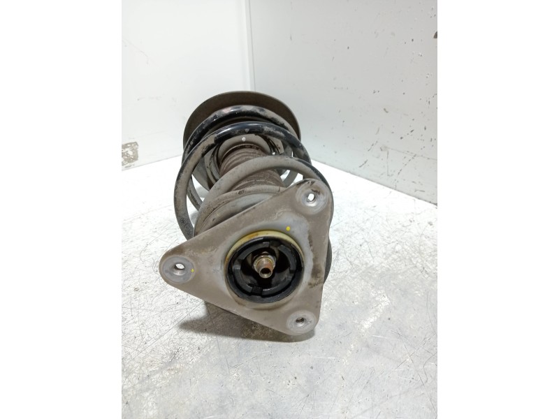 Recambio de amortiguador delantero izquierdo para renault clio v 1.5 blue dci diesel fap referencia OEM IAM 543022080  