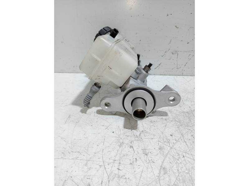 Recambio de bomba freno para renault clio v 1.5 blue dci diesel fap referencia OEM IAM 1070529S01 460915125R 