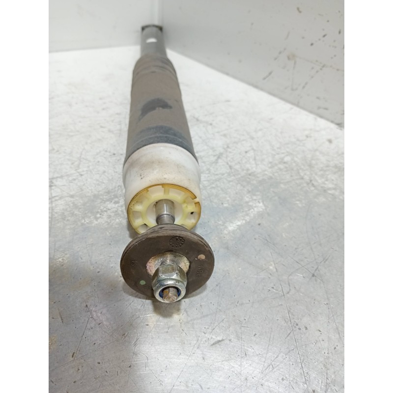 Recambio de amortiguador trasero izquierdo para renault clio v 1.5 blue dci diesel fap referencia OEM IAM 562109815R  