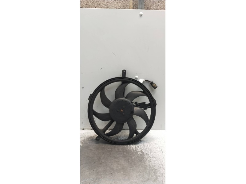 Recambio de electroventilador para mini mini (r56) cooper referencia OEM IAM 0130303019  