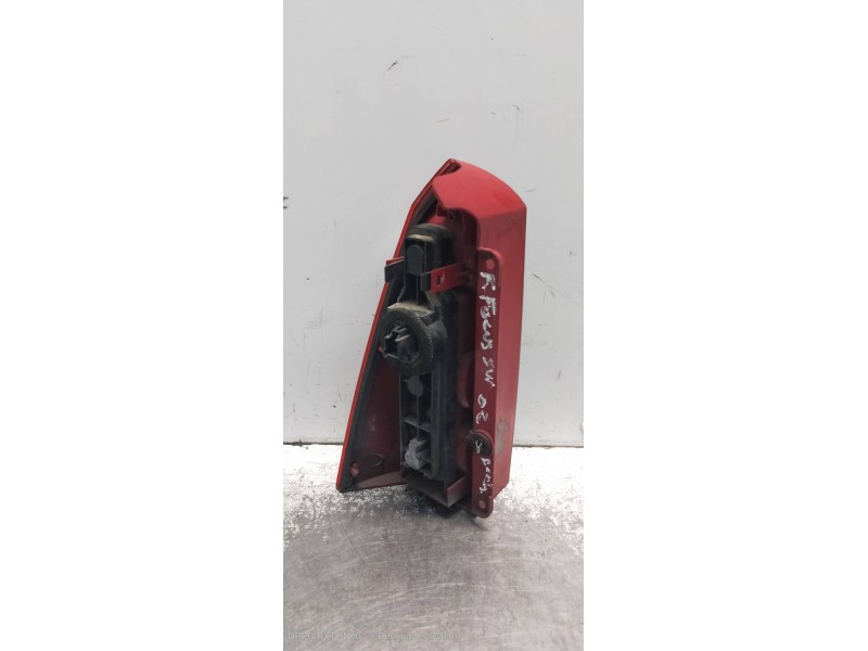 Recambio de piloto trasero derecho para ford focus berlina (cak) ambiente referencia OEM IAM   