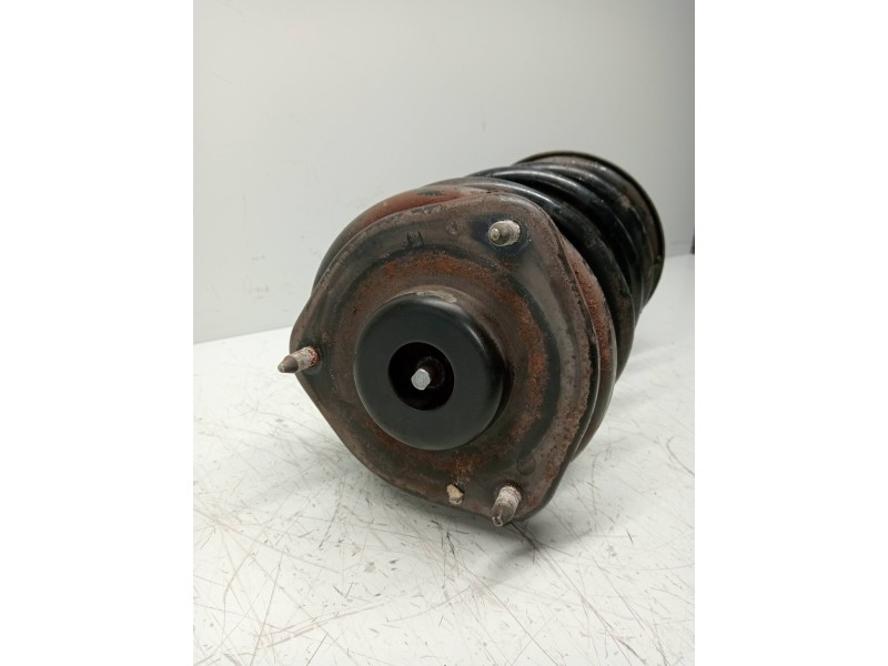 Recambio de amortiguador delantero izquierdo para mitsubishi carisma berlina 5 (da0) 1900 di-d elegance referencia OEM IAM   