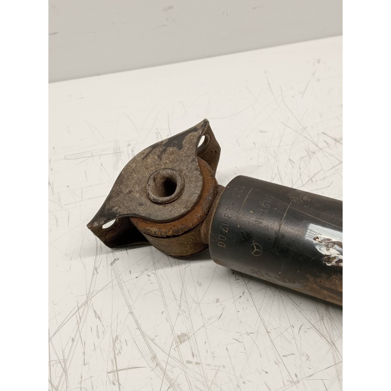 Recambio de amortiguador delantero derecho para mercedes clase e (w123) berlina+coupe d 300 referencia OEM IAM 1233231700  