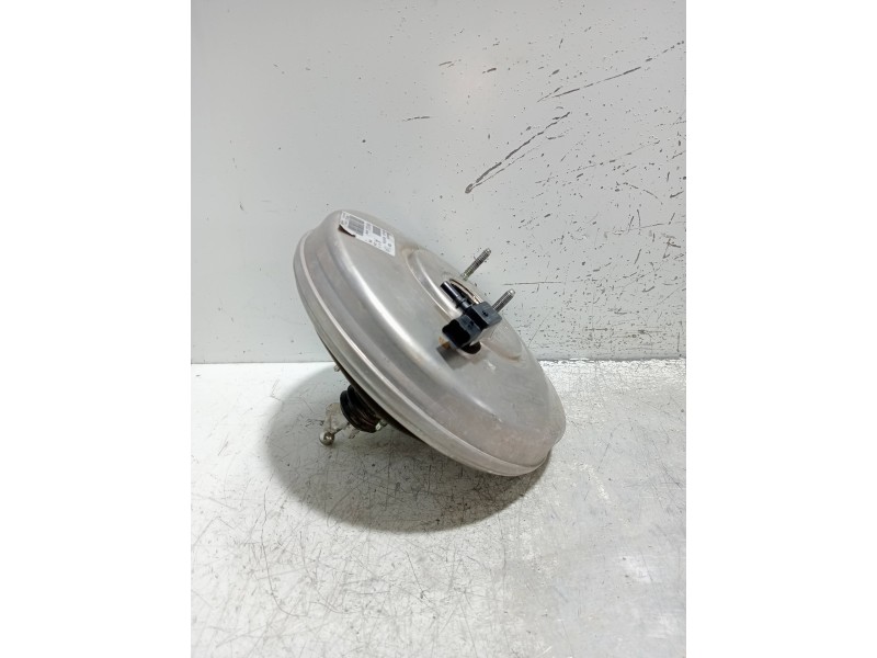 Recambio de servofreno para peugeot 3008 gt line referencia OEM IAM 0204821381 30051162233 9807687080