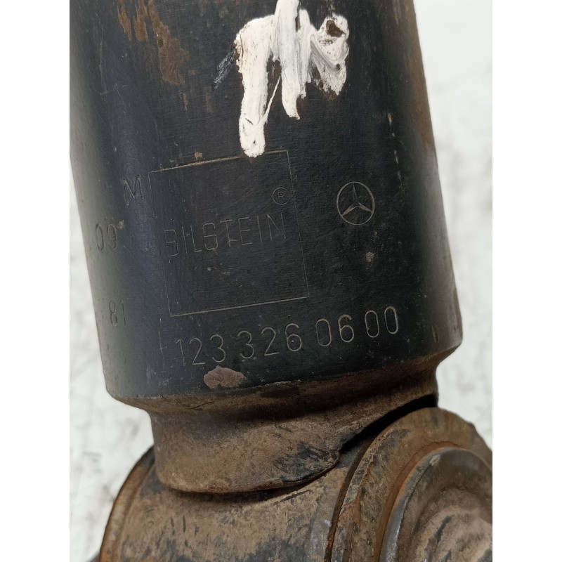 Recambio de amortiguador trasero izquierdo para mercedes clase e (w123) berlina+coupe d 300 referencia OEM IAM 1233260600  