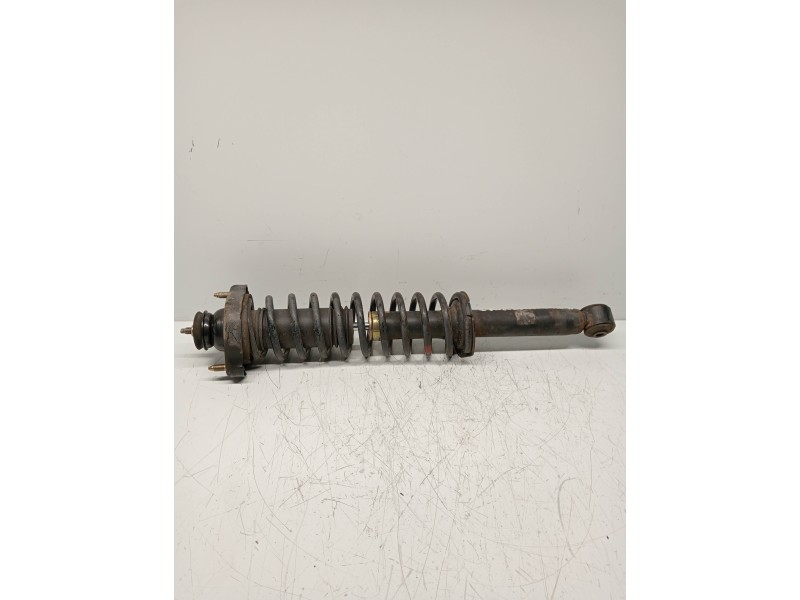 Recambio de amortiguador trasero derecho para mitsubishi carisma berlina 5 (da0) 1900 di-d elegance referencia OEM IAM   