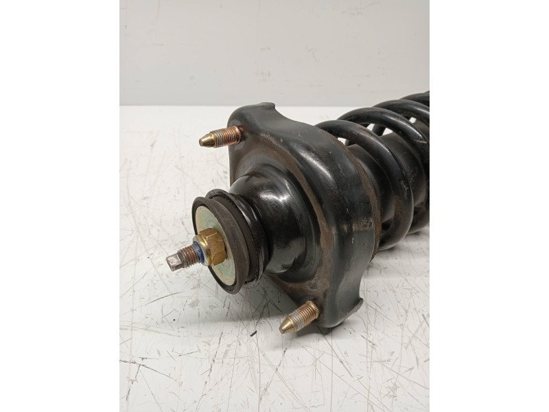 Recambio de amortiguador trasero izquierdo para mitsubishi carisma berlina 5 (da0) 1900 di-d elegance referencia OEM IAM   