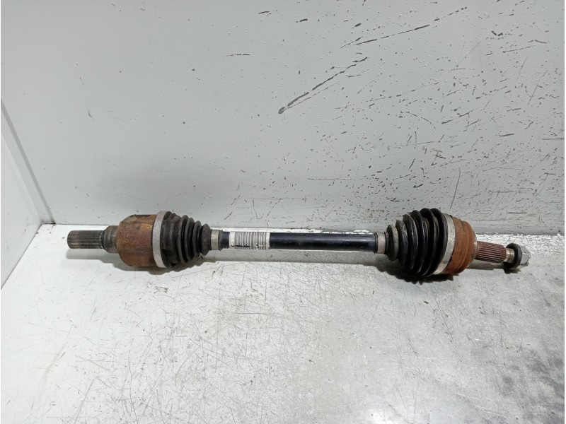 Recambio de transmision delantera izquierda para peugeot 3008 gt line referencia OEM IAM 9808771480  