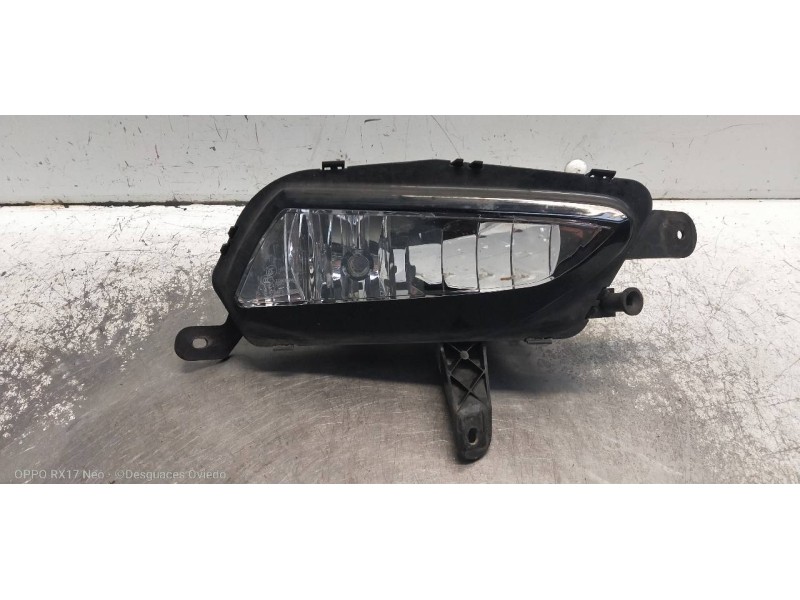 Recambio de faro antiniebla derecho para opel zafira (c) referencia OEM IAM 662588537  