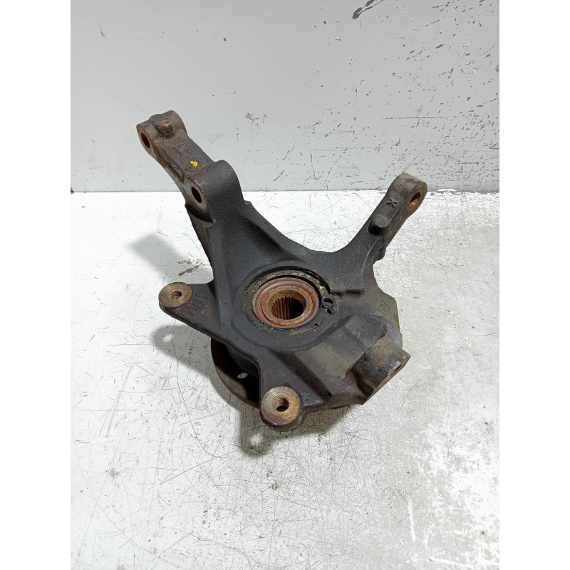 Recambio de mangueta delantera derecha para nissan primastar (x83) caja cerrada batalla corta 2,76t referencia OEM IAM   