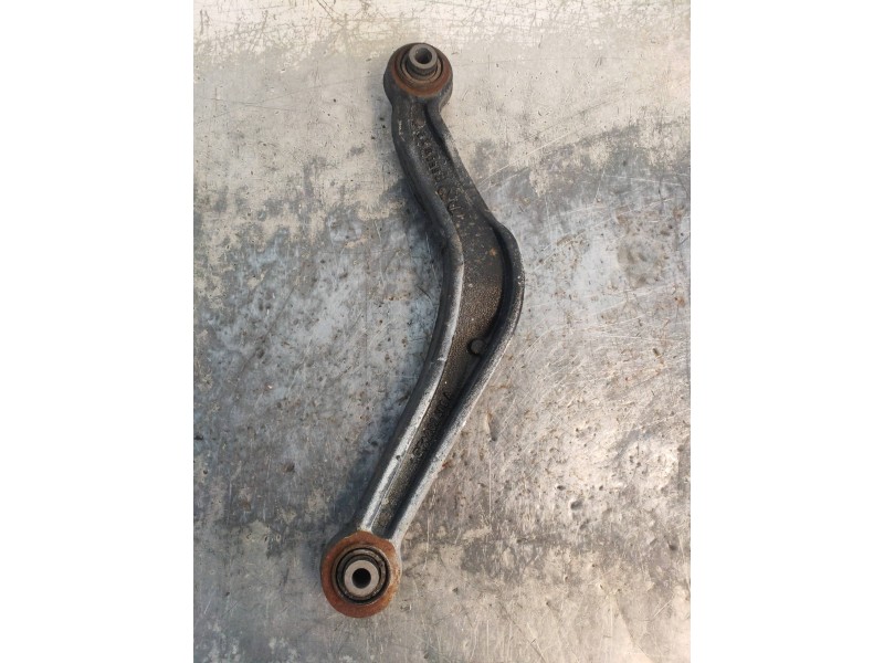 Recambio de brazo suspension superior trasero izquierdo para opel insignia berlina cosmo referencia OEM IAM 13268881  