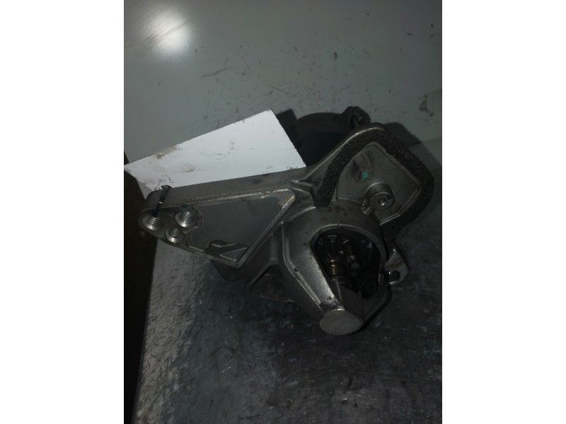 Recambio de motor arranque para renault clio iv limited referencia OEM IAM 2333007970R  