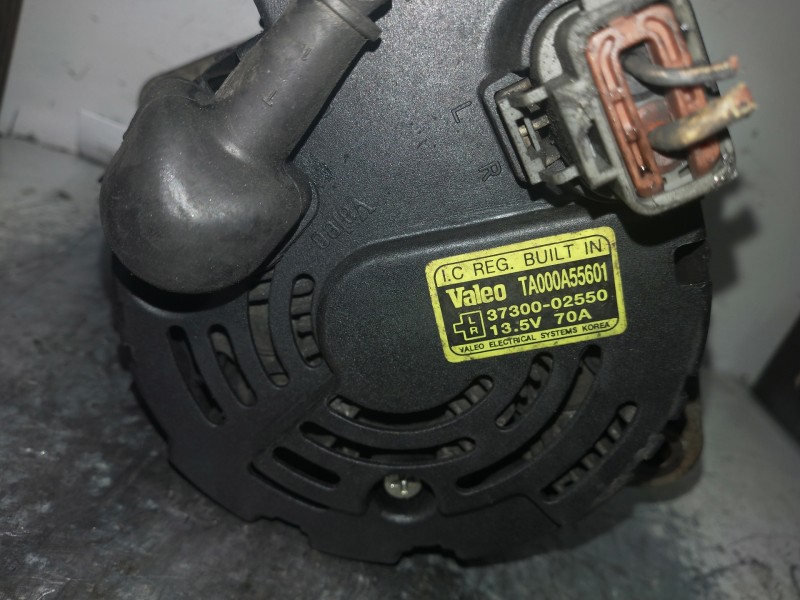 Recambio de alternador para hyundai getz (tb) 1.1 básico referencia OEM IAM 3730002550  