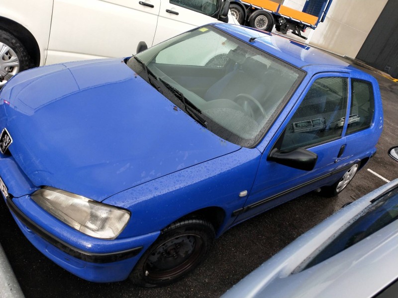 peugeot 106 (s2) del año 2000