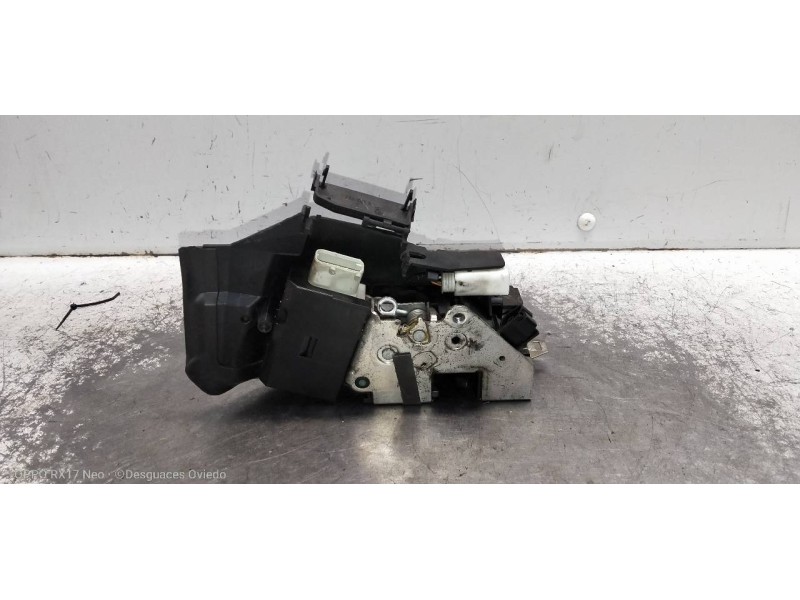 Recambio de motor cierre centralizado delantero izquierdo para bmw serie 7 (e38) 740il automático referencia OEM IAM   