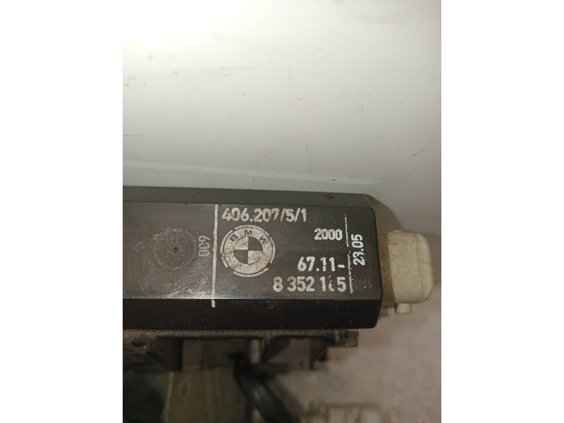 Recambio de motor cierre centralizado trasero derecho para bmw serie 7 (e38) 740il automático referencia OEM IAM 8352165  