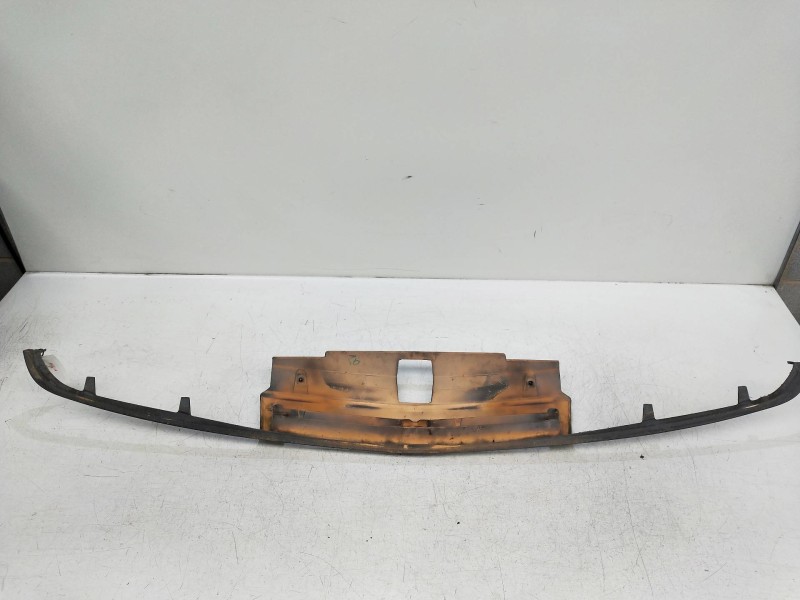 Recambio de rejilla delantera para citroen xantia berlina 1.9 d armonia referencia OEM IAM 7804E8 9618919977 